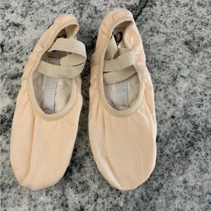 Danznmotion Ballet Slipper EUC